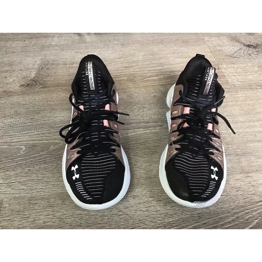 Under Armor Womens Shoes Flow 4 Breakthru Size 8 Black Pink Metallic 3026641-00